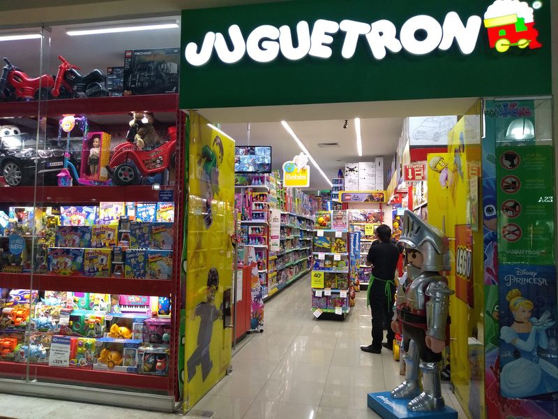 juguetron la cuspide